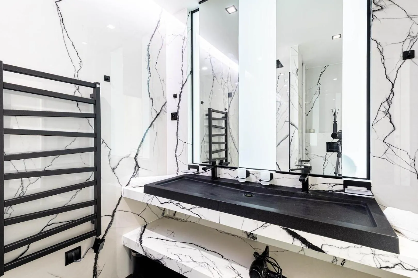 Guestready - View Of The Eiffel Tower Ideal For 2 *